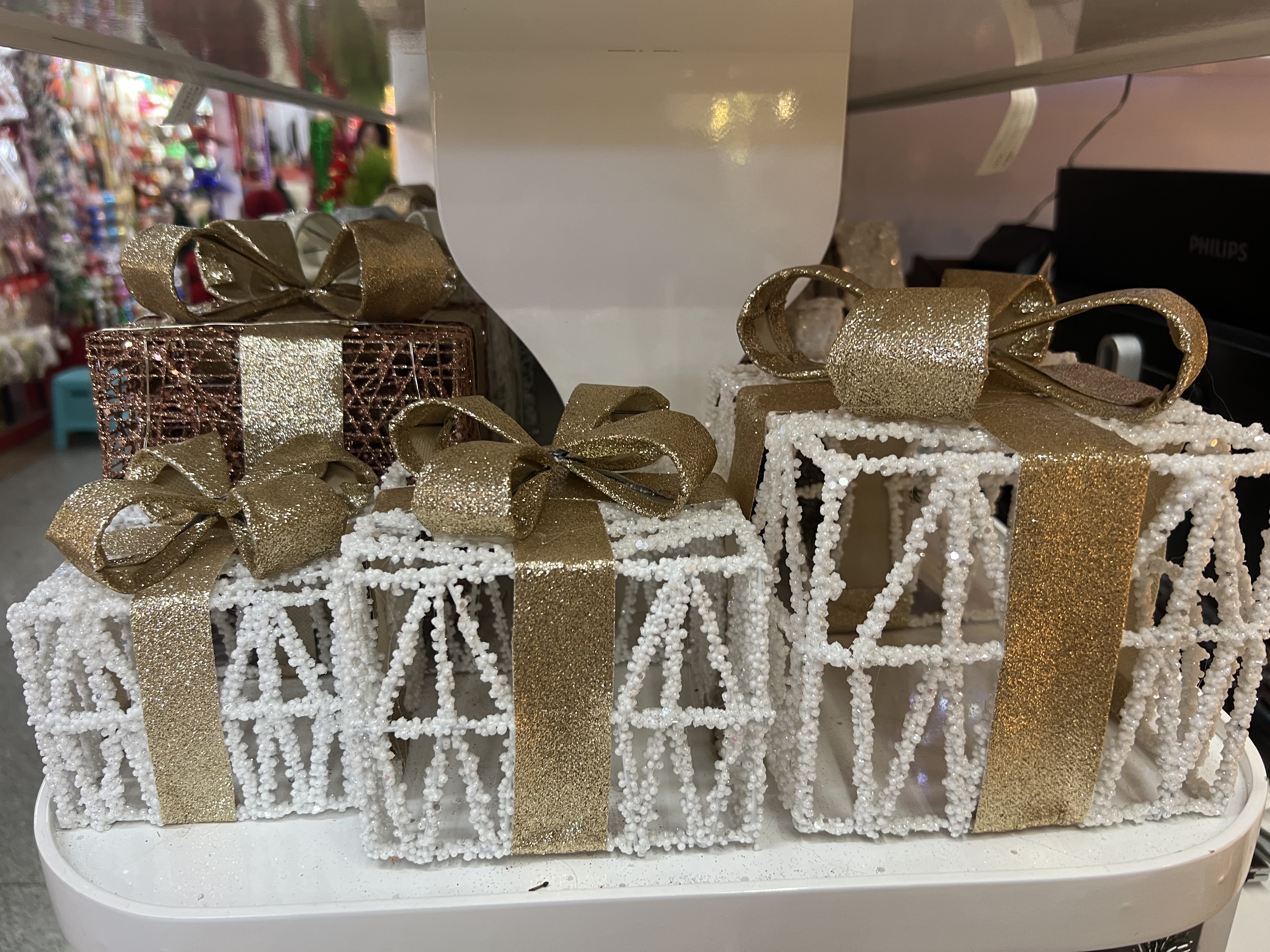 电动圣诞礼品圣诞袜装饰品 圣诞摆件 圣诞树裙 太阳能草坪灯 环保节能 节日庆典装饰必备品