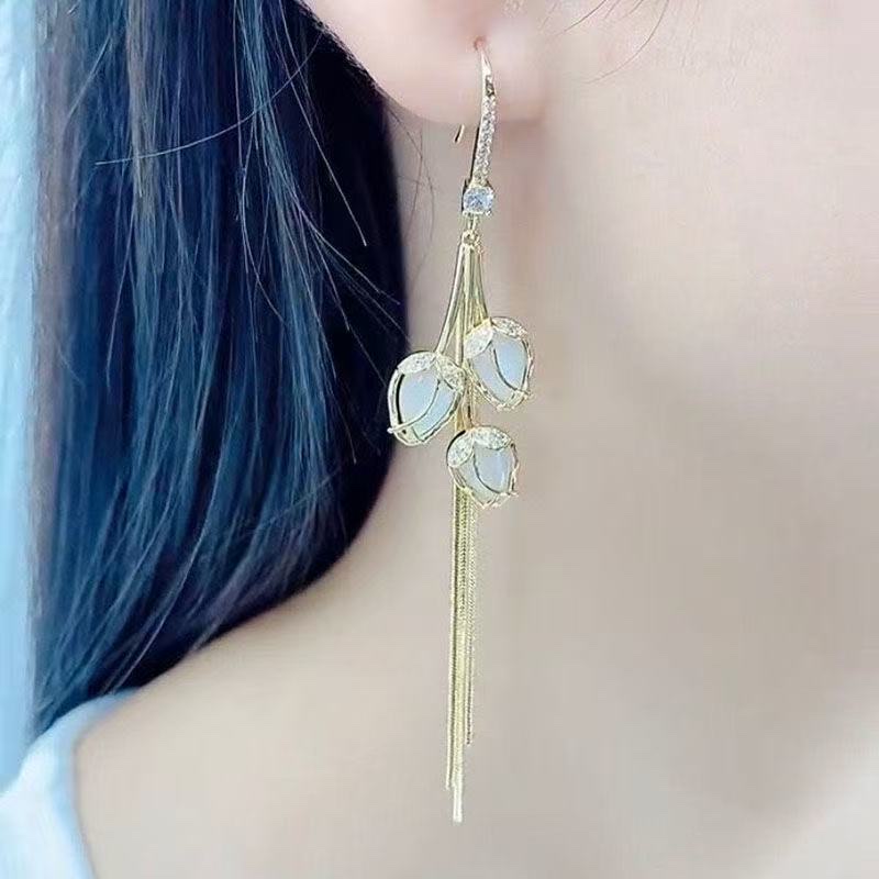 New earhook tassel tulip earrings pic 3