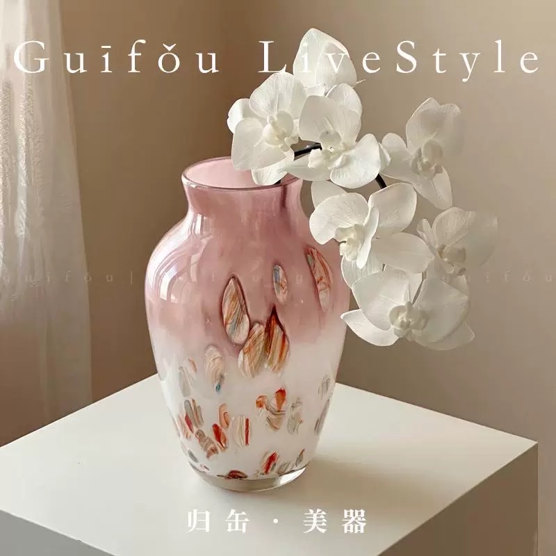 A particularly beautiful vase with a light luxury and high-end design sense, a niche mid-style glass and glazed living room decoration vase Specification image