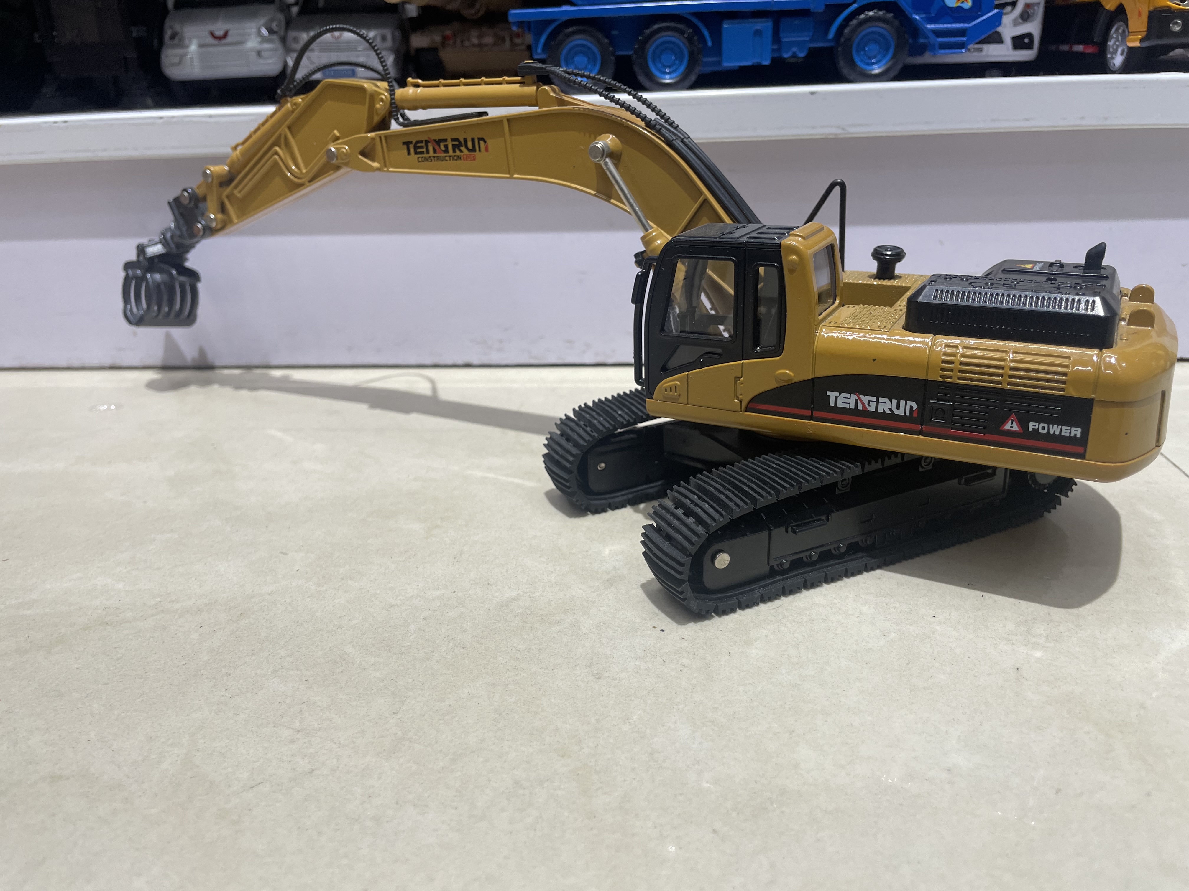 重合金工程履带抓木机详情图3