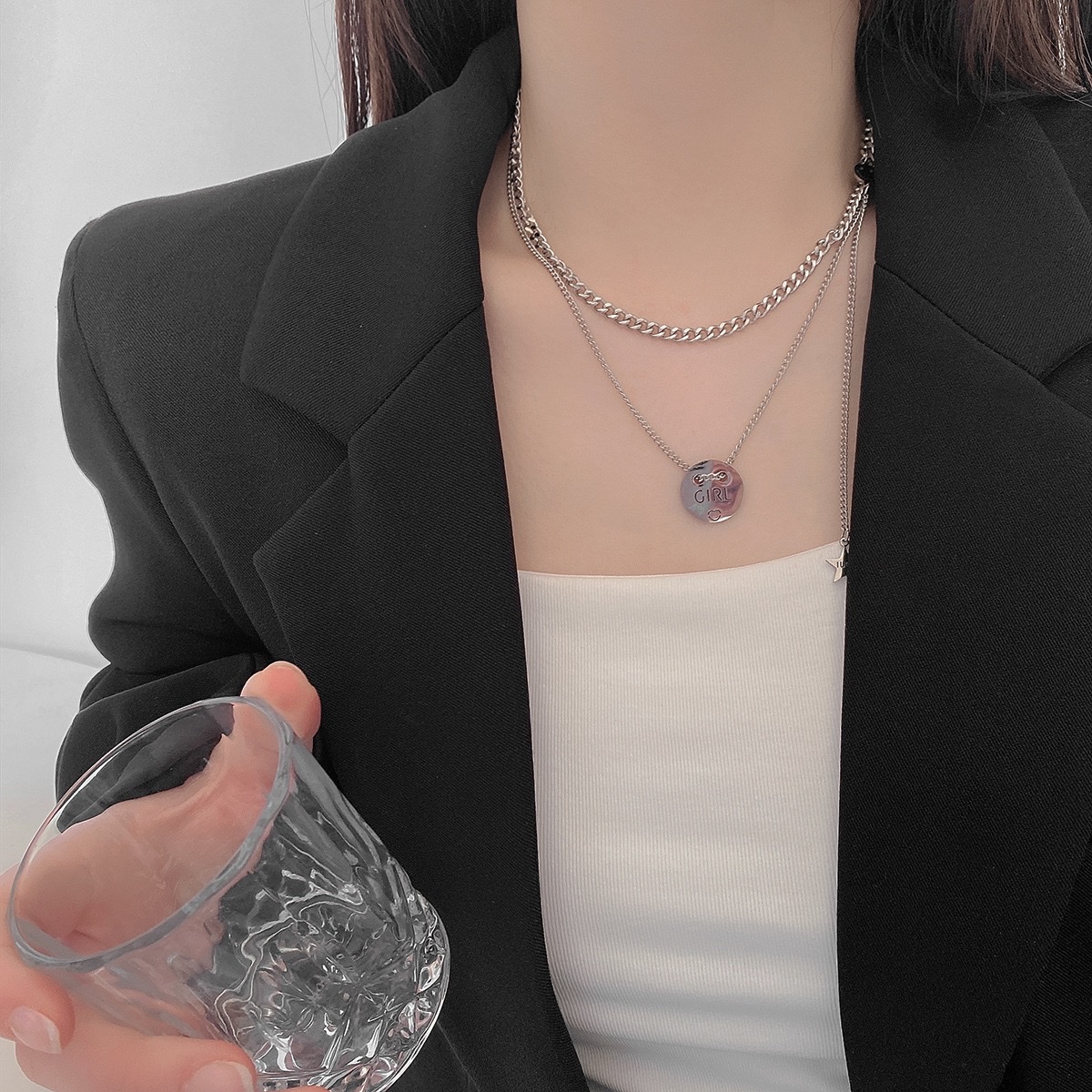 Cold talk style double-layer spliced and stacked letter titanium steel necklace for women, European and American style, versatile and non-fading collarbone chain hip-hop necklace