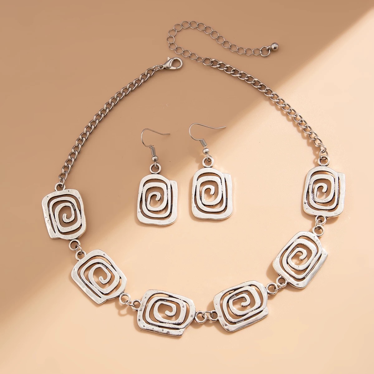 Square spiral pendant patchwork earrings necklace set, a trendy and fashionable accessory for European and American Internet celebrities detail image 6