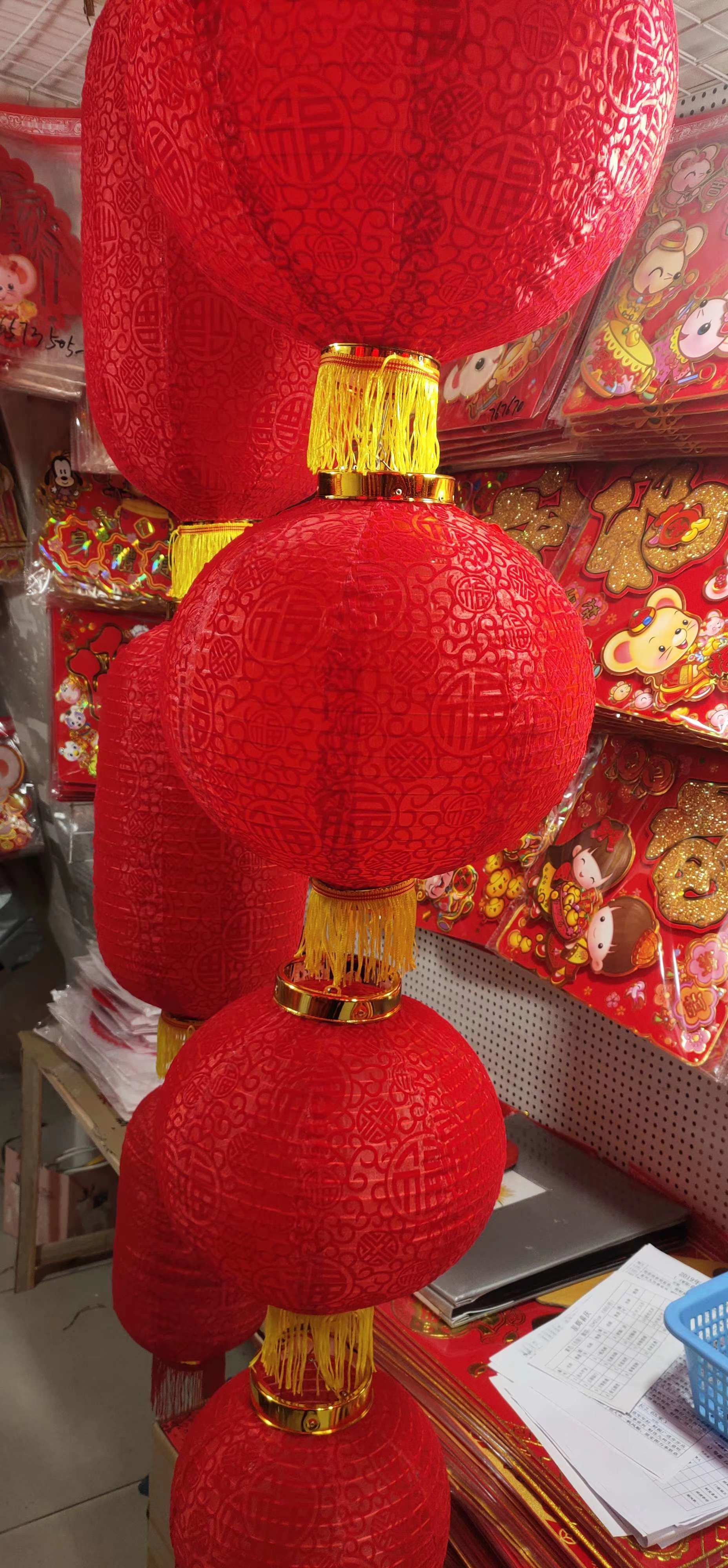 Custom-made exquisite luminous lanterns and flower lanterns for the Lantern Festival details Picture