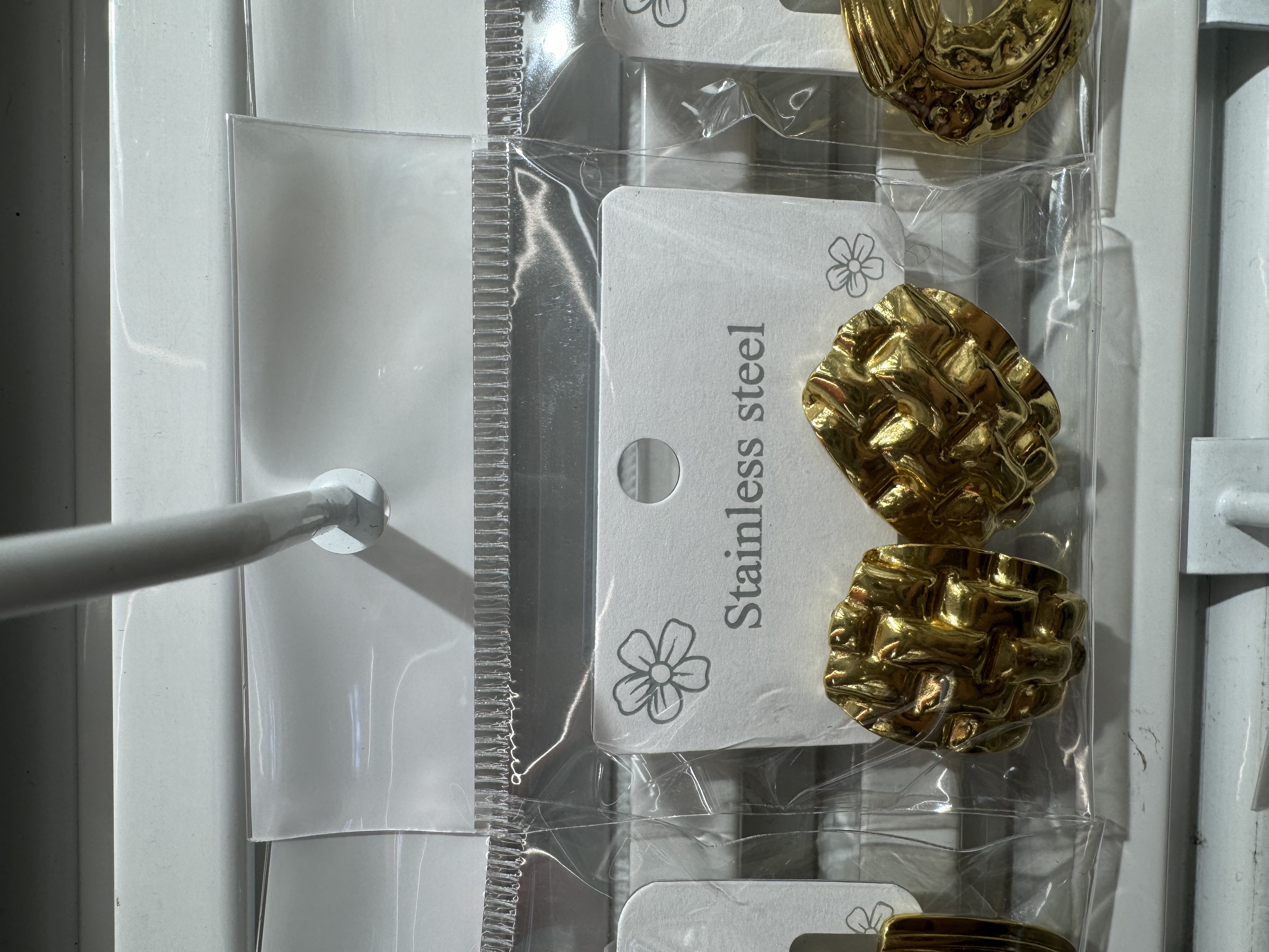 钛钢耳钉 不锈钢耳饰 精致耳钉 高质量饰品 时尚耳饰耳钉 精美耳饰饰品