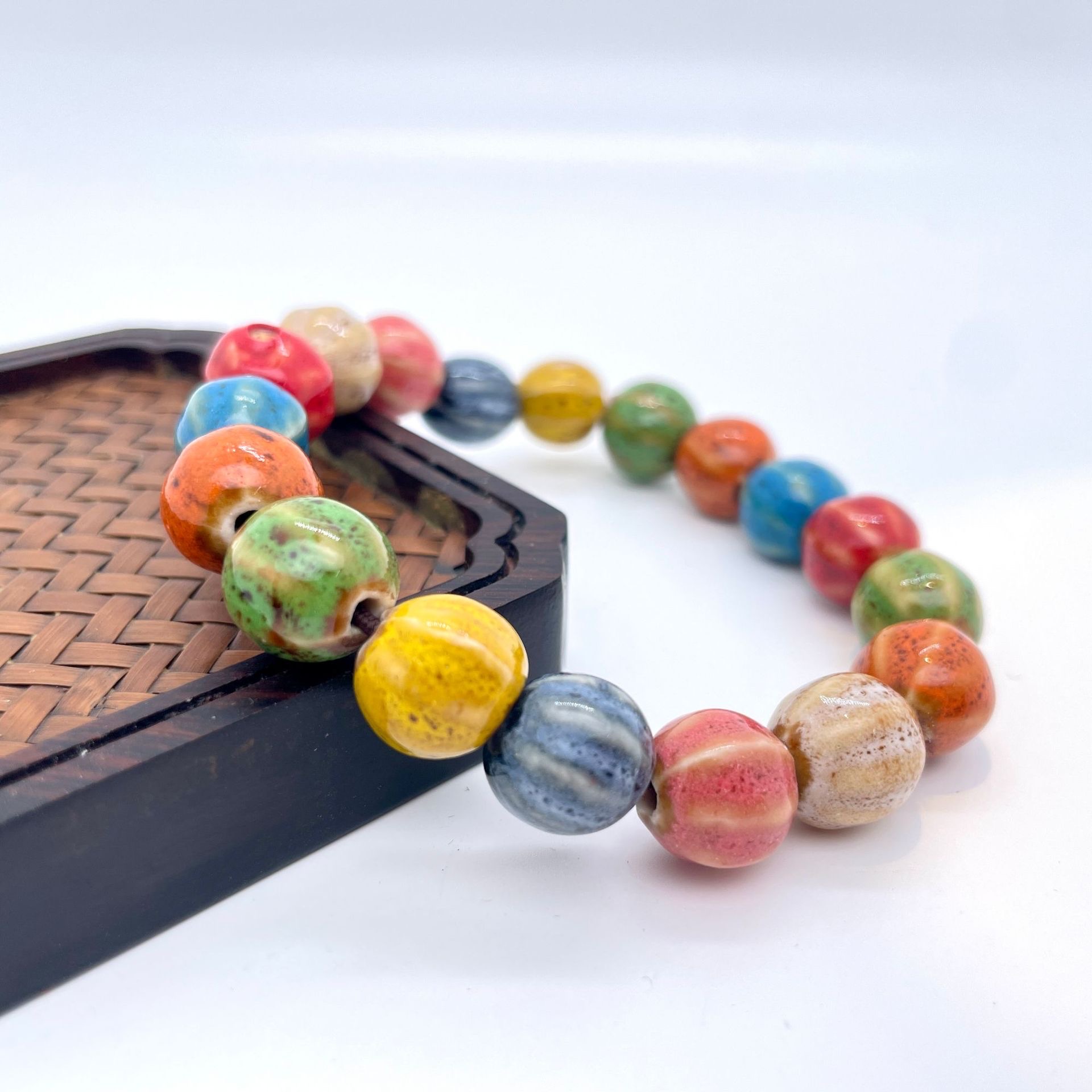 水晶手链女款时尚饰品 水晶手串独特设计 优雅手链闪耀光泽 高档水晶饰品手链手链手链详情图2