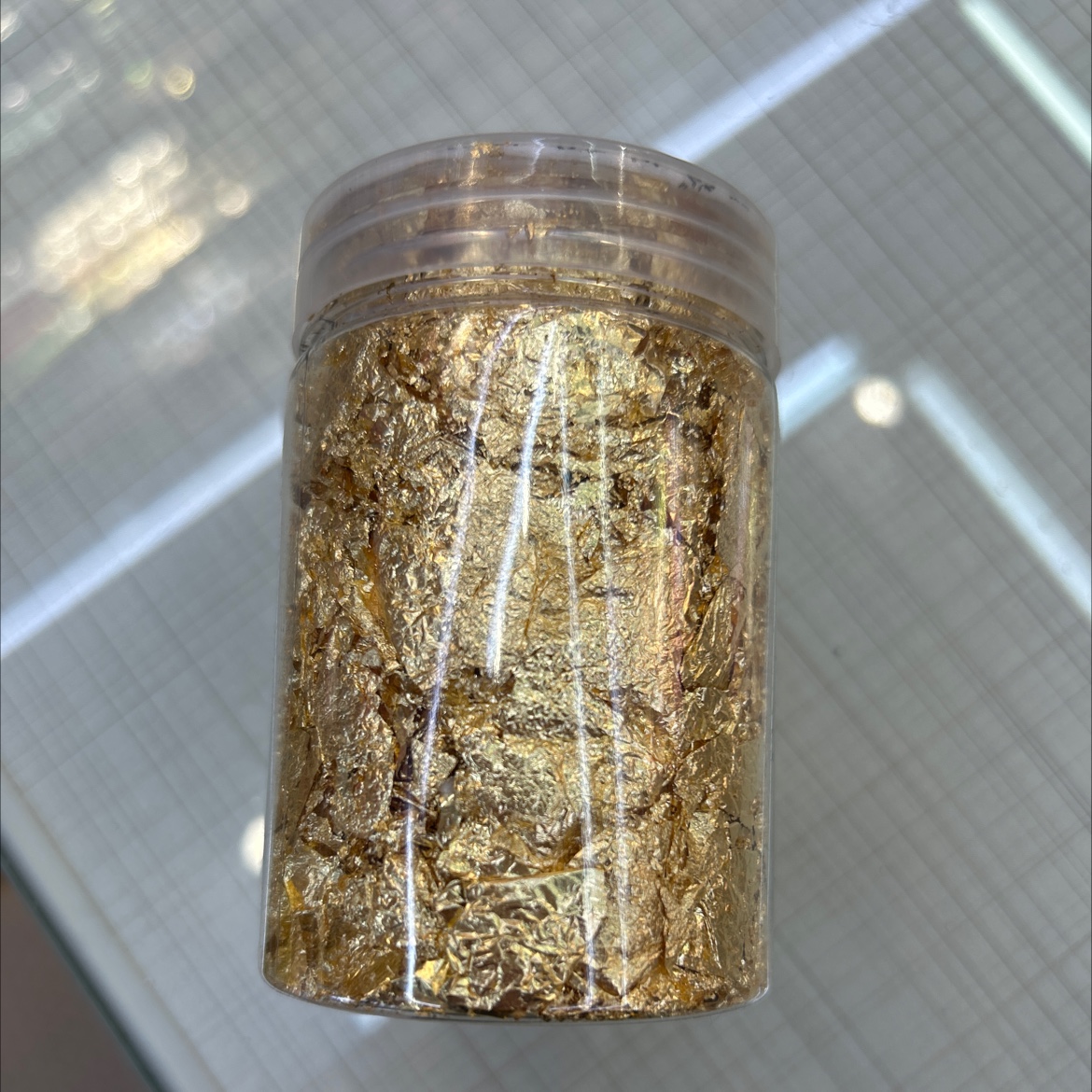 金箔，银箔，玫瑰金箔，彩色金箔，碎金箔礼盒礼袋，美甲美妆。用于各种工艺品。产品图