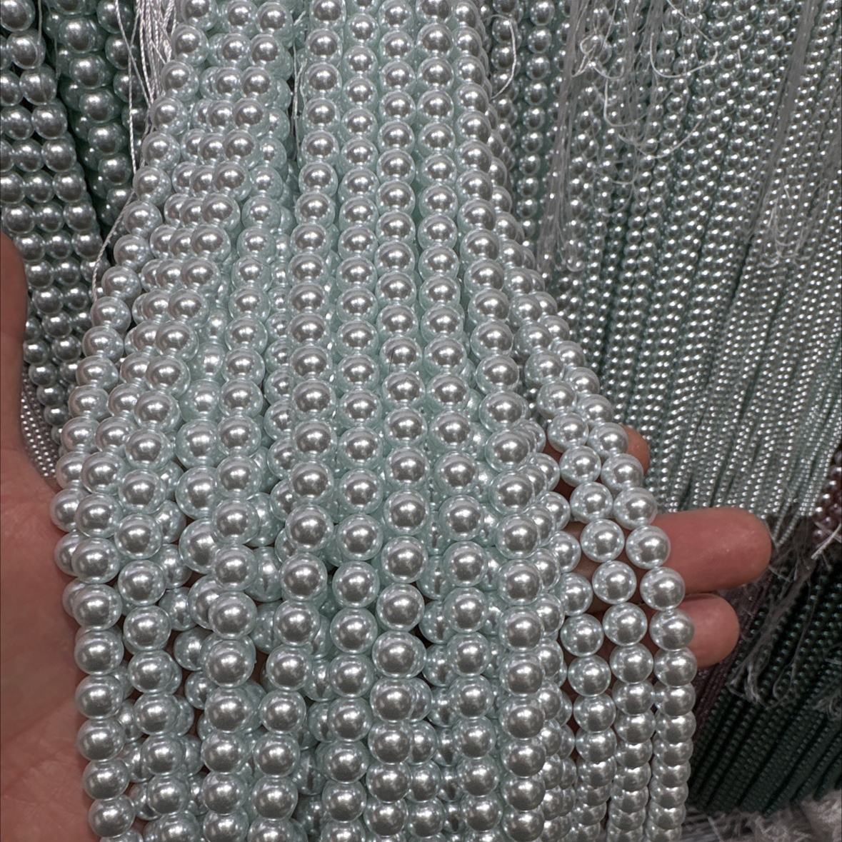 Glass beads, loose beads, rice beads, DIY handcrafted beads, materials for wrapping beads, bead bracelets, necklaces, jewelry making accessories Specification image