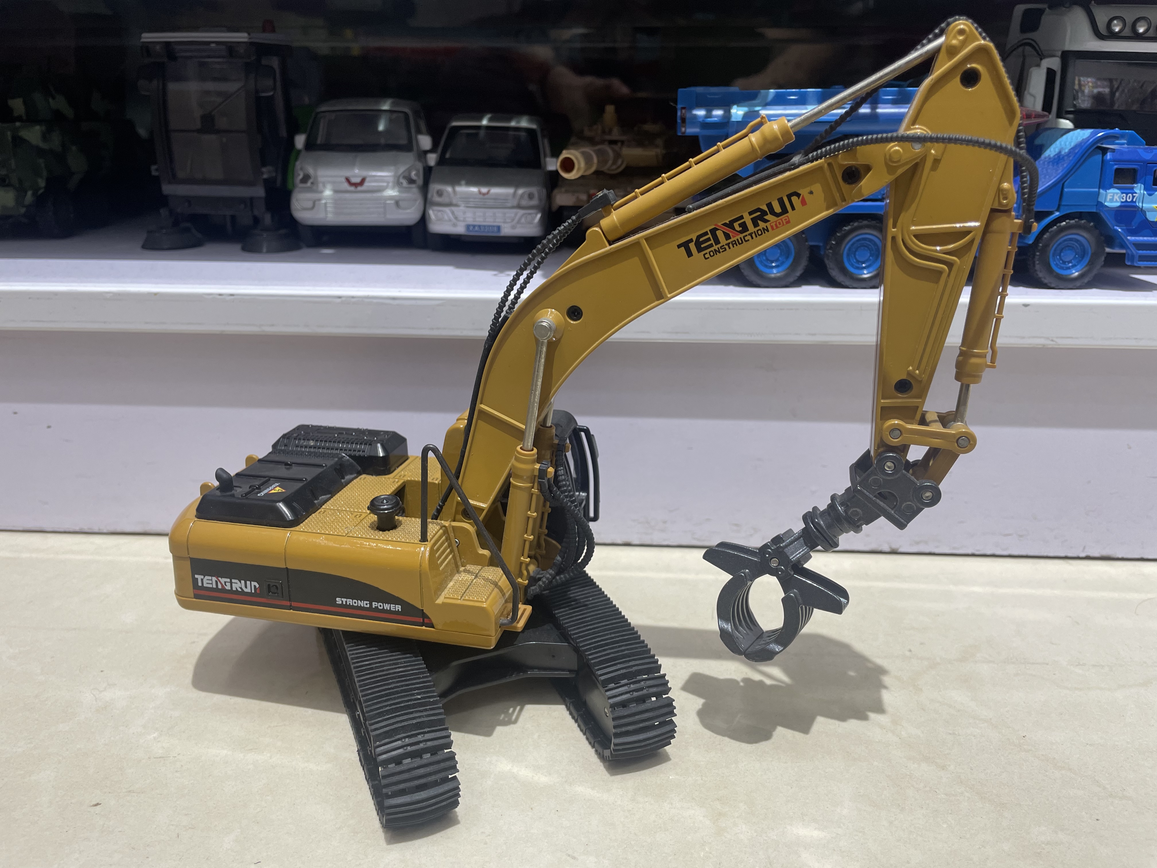 重合金工程履带抓木机详情图4