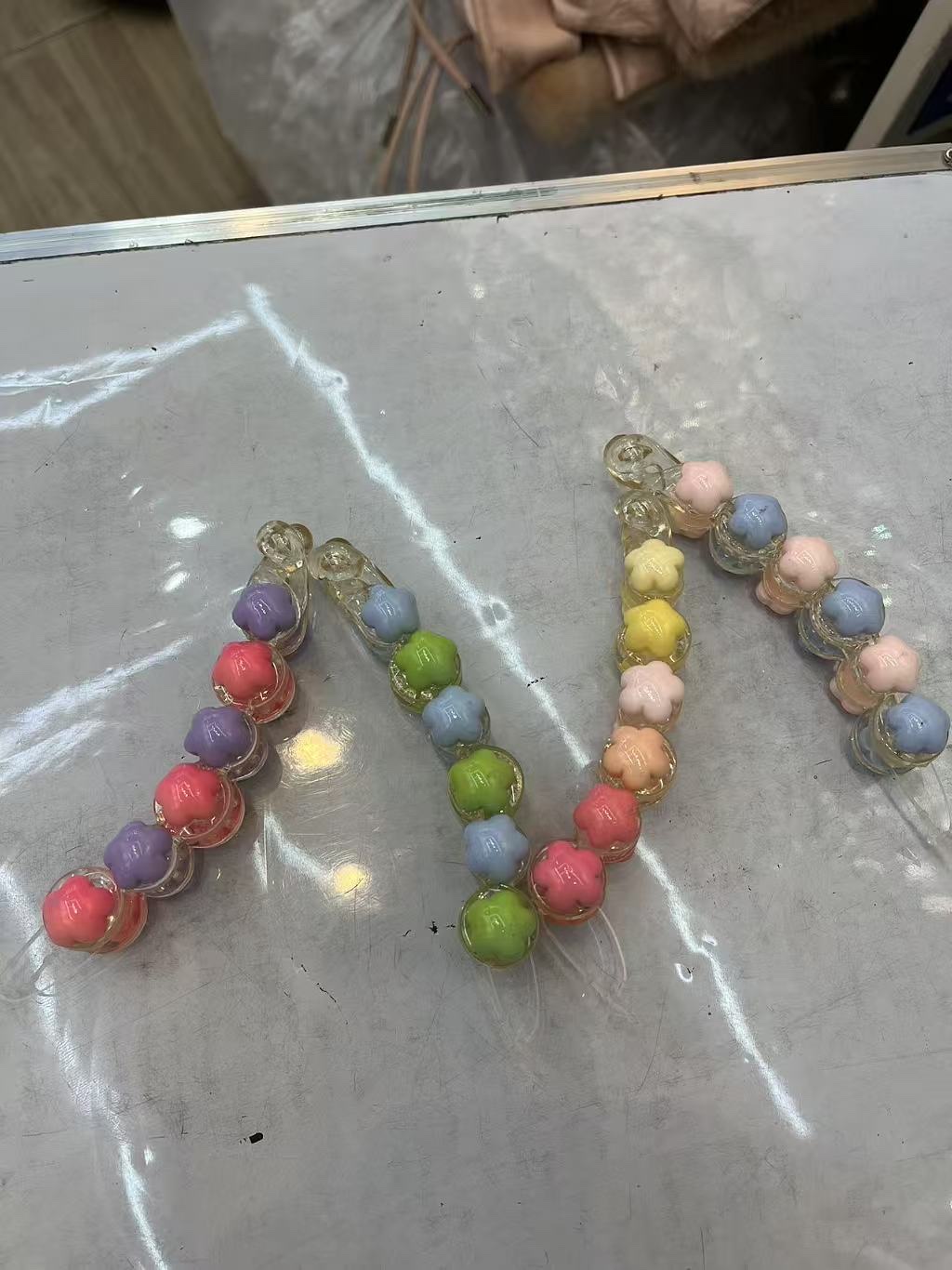 DIY奶油胶珠子饰品套装 创意手工贝壳珠子串珠材料包 亲子互动手工制作详情图2