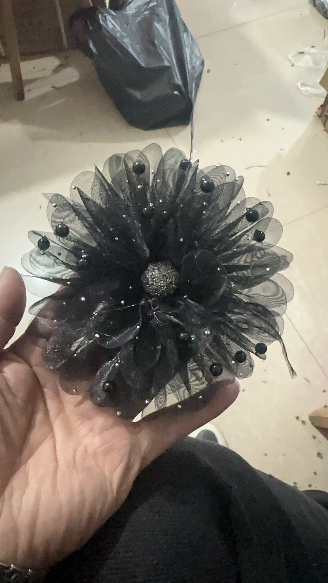 Sand flower-shaped hair clips and grab headwear, elegant hair accessory for ladies, sweet and cute Korean-style hair accessory decoration