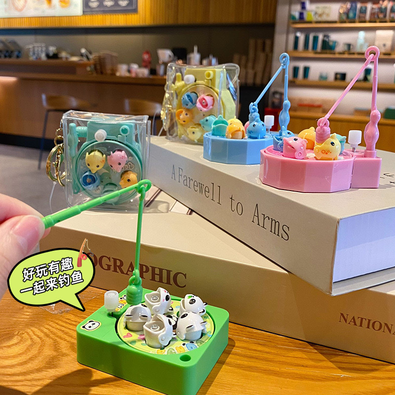 创意鳄龙咆哮钓鱼盘钥匙扣卡通益智玩具包包挂件小礼品 卡通趣味旋转钓鱼盘钥匙扣趣玩儿童早教亲子互动游戏玩具详情图9