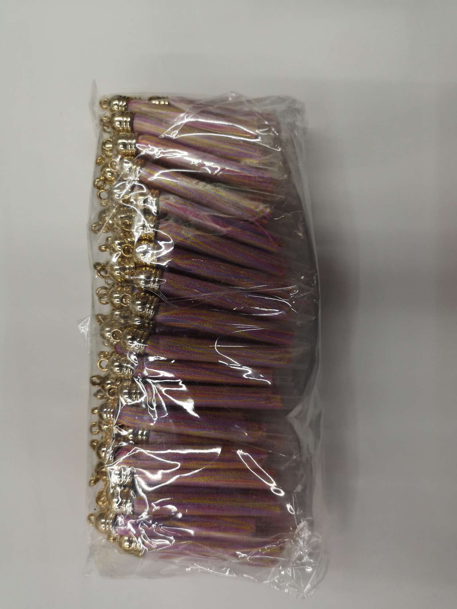 冰丝6.5cm帽流苏冰丝6.5cm帽流苏