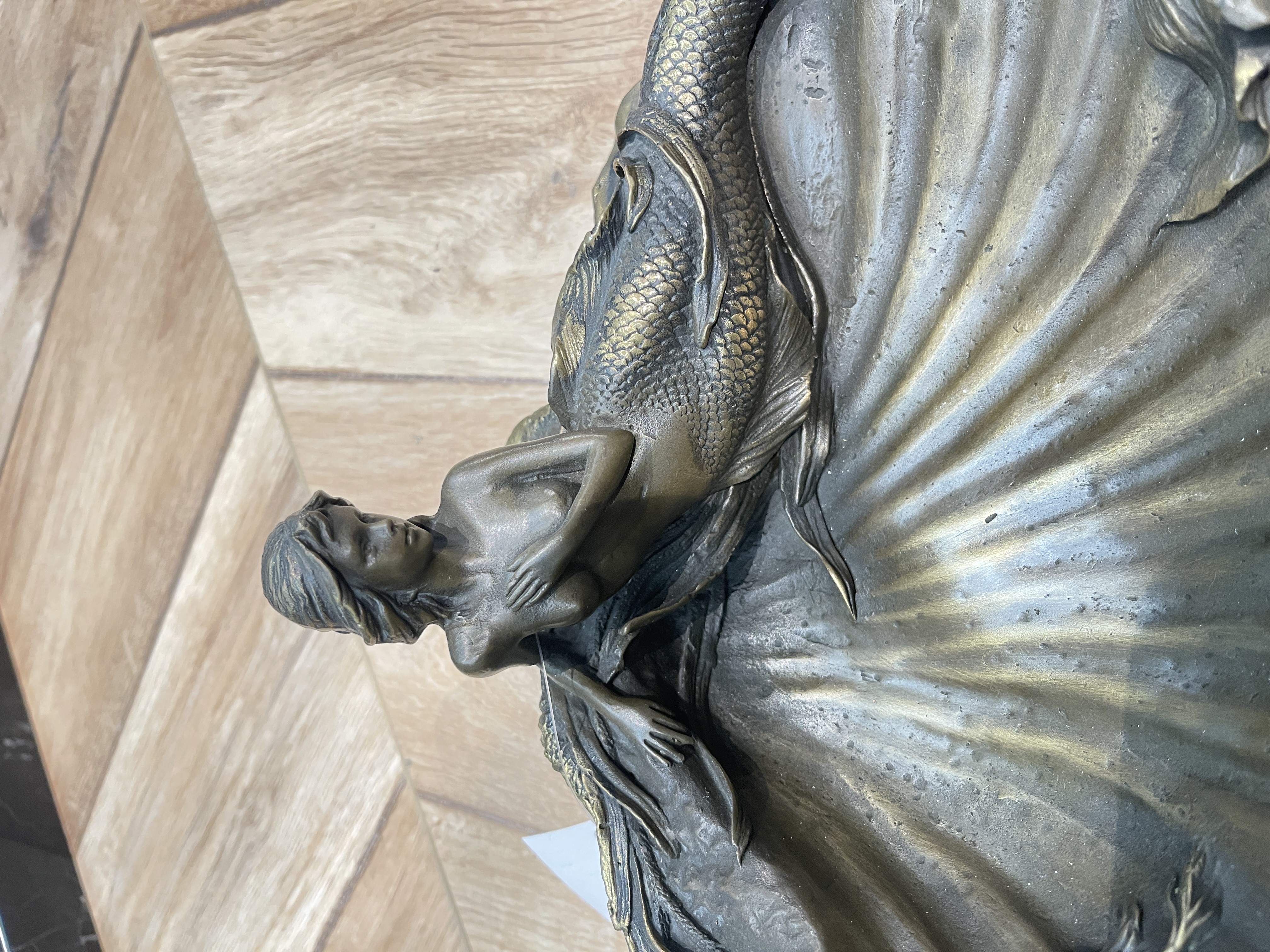 Hot-selling copper fruit platter, European mermaid fruit platter, retro collectible display piece, copper fruit platter, copper ware details Picture