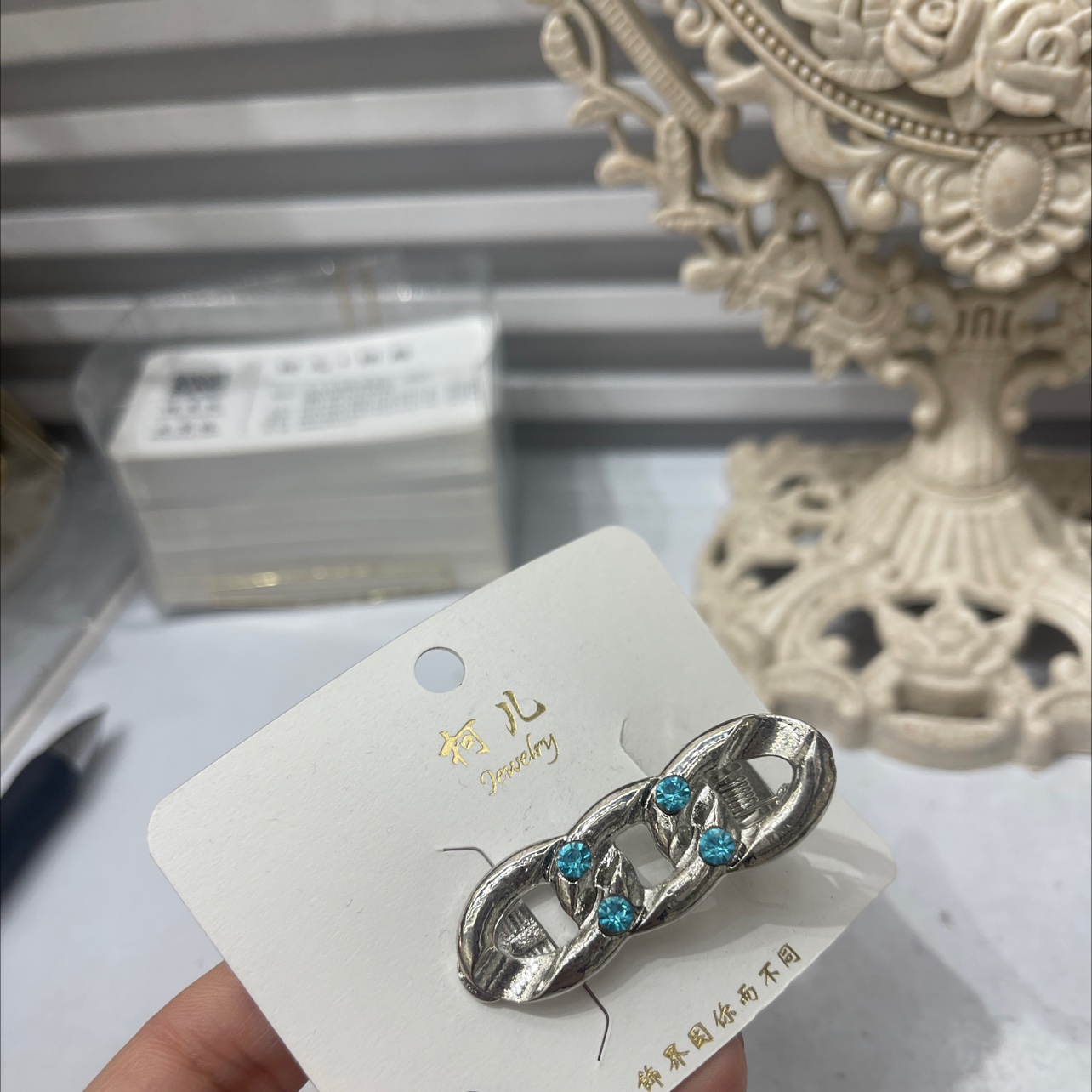 女童夏季可爱魔术贴刘海贴 发帖碎发夹 防滑防发叉 轻便持久不伤发质刘海贴细节图