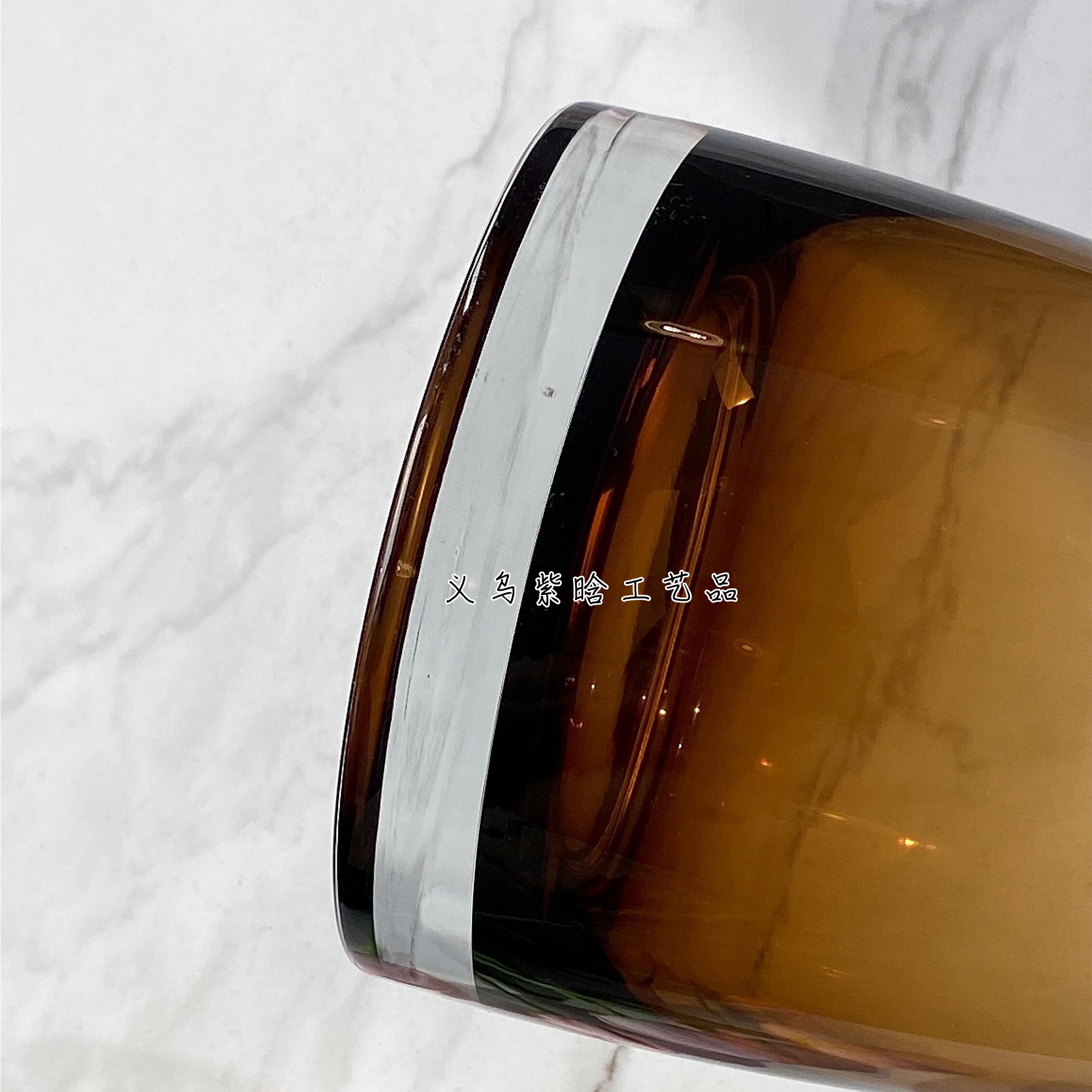 装饰花瓶实物图