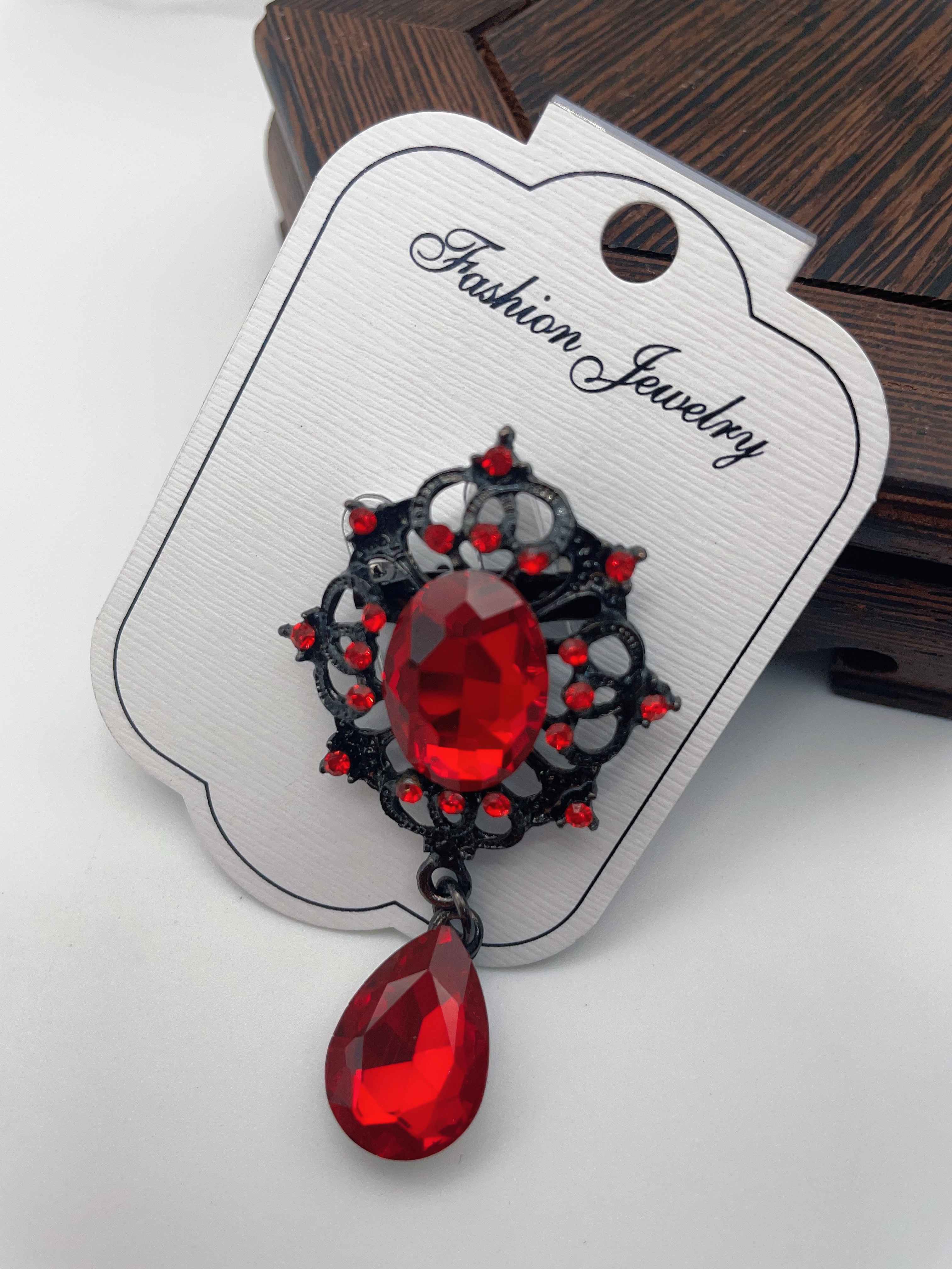 其他胸饰实物图