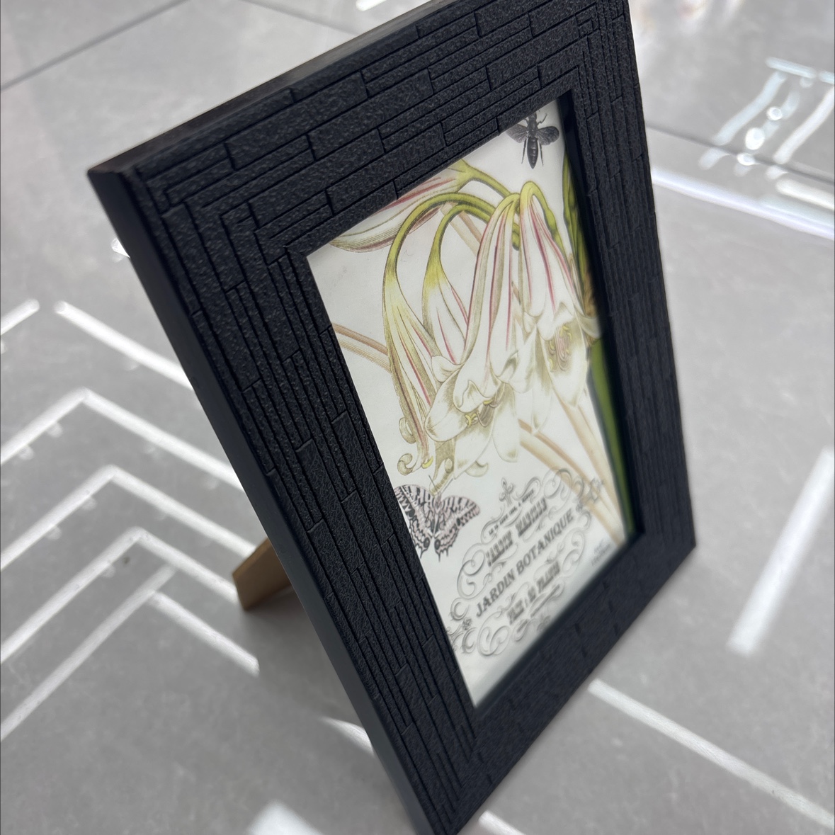 翻盖设计台式相框 高档画框 艺术装饰品 相框摆台 家居装饰摆设 精致实用产品图