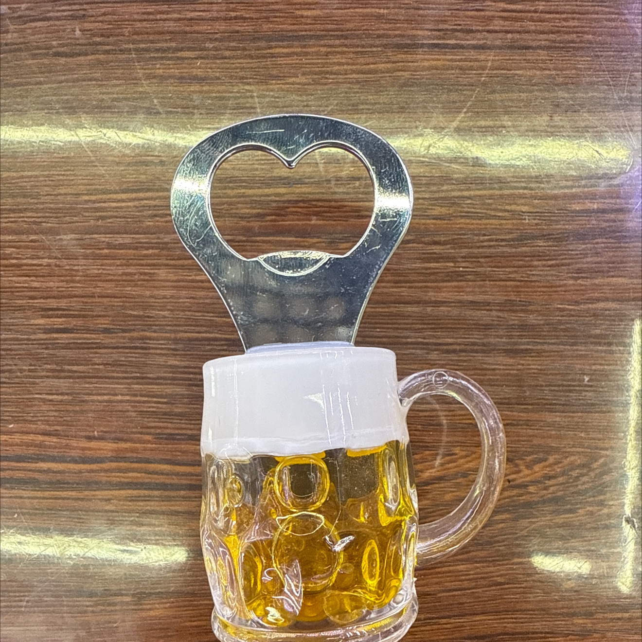 开瓶器花🌹样啤酒开瓶器哈哈非常好用
各式各样冰箱贴