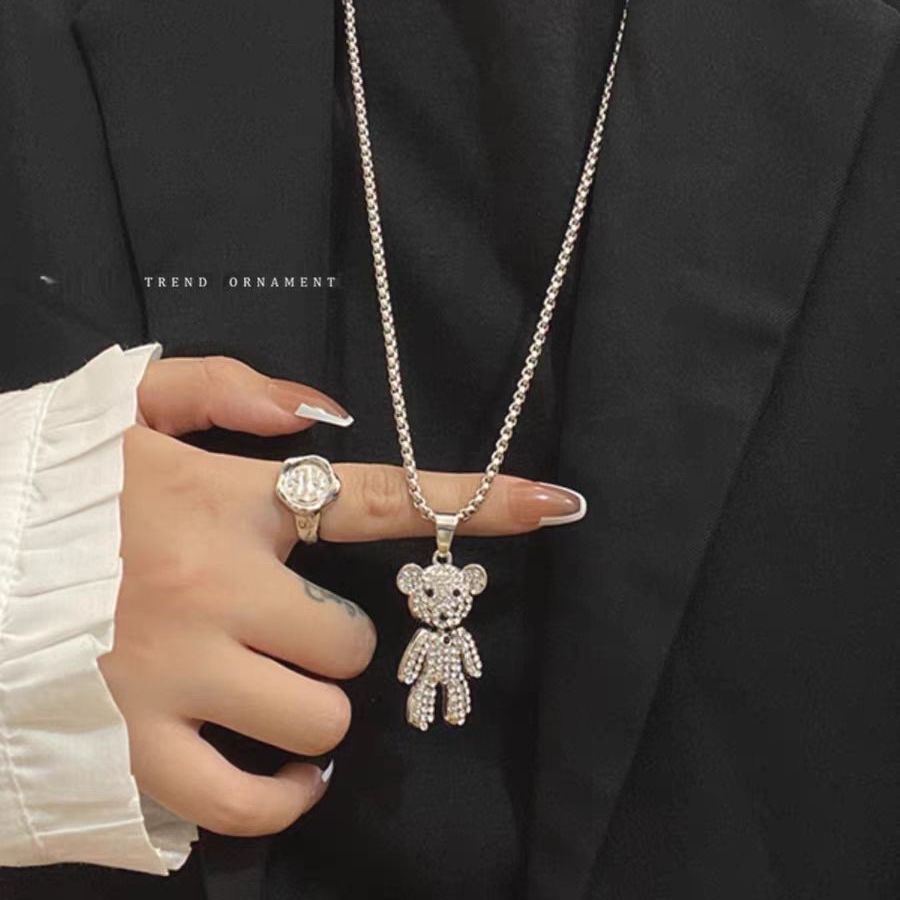 Cool hip-hop full diamond bear necklace for women, long design sense, unique pendant, niche, versatile, sweet and elegant necklace detail image 9
