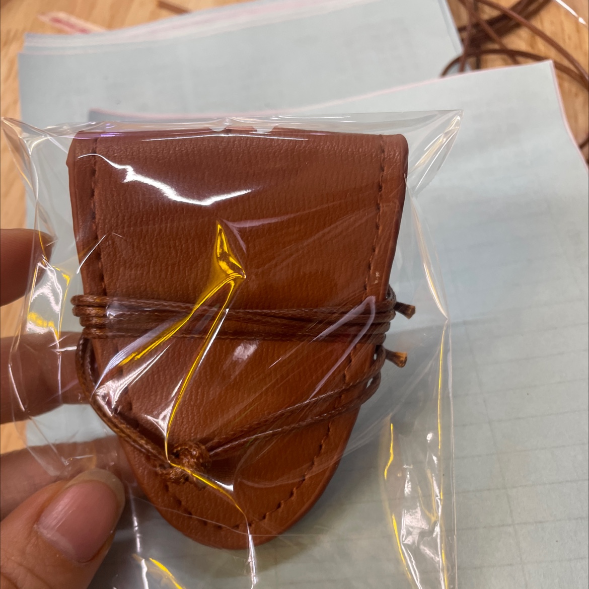 眼镜夹，磁吸钥匙包钥匙链定制小手办毛料零钱包DIY材料包详情图2