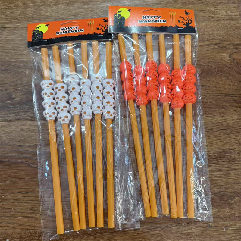Halloween festival decorations: Skull decorations, straws, haunted house decorations, creative design decorations, Halloween details Picture