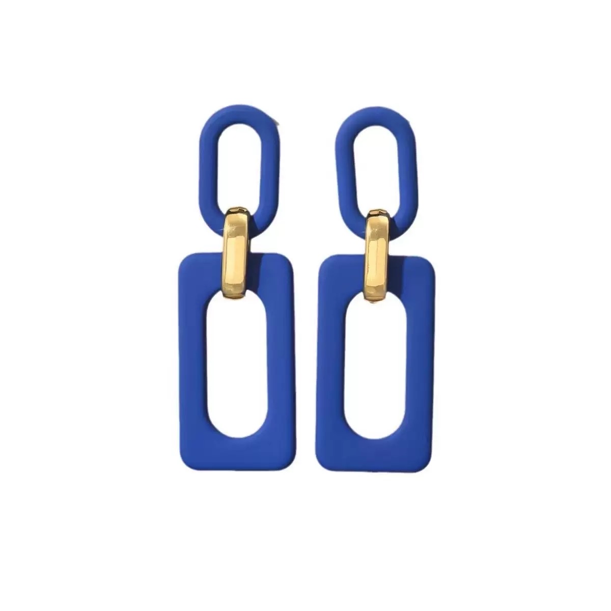 This new spring/Summer 2025 collection of earrings is specially designed for cross-border e-commerce. It features a three-piece set of rectangular, hollowed-out, and patchwork acrylic earrings and stud earrings, as well as retro and unique European and American niche earrings detail image 3