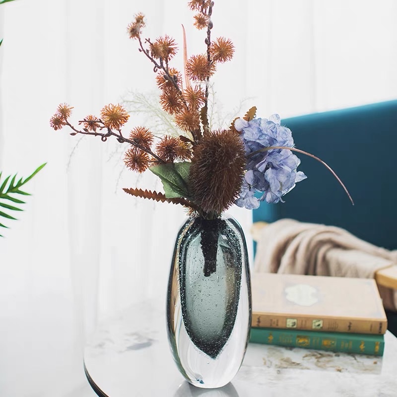Munan Home Furnishing's European-style minimalist grey bubble glass vase, handcrafted flower vases, thick-bottled living room tabletops, bedroom ornaments, simple and modern flower arrangement handicrafts, vases, light luxury glass decorations, living room soft decorations, model room table ornaments