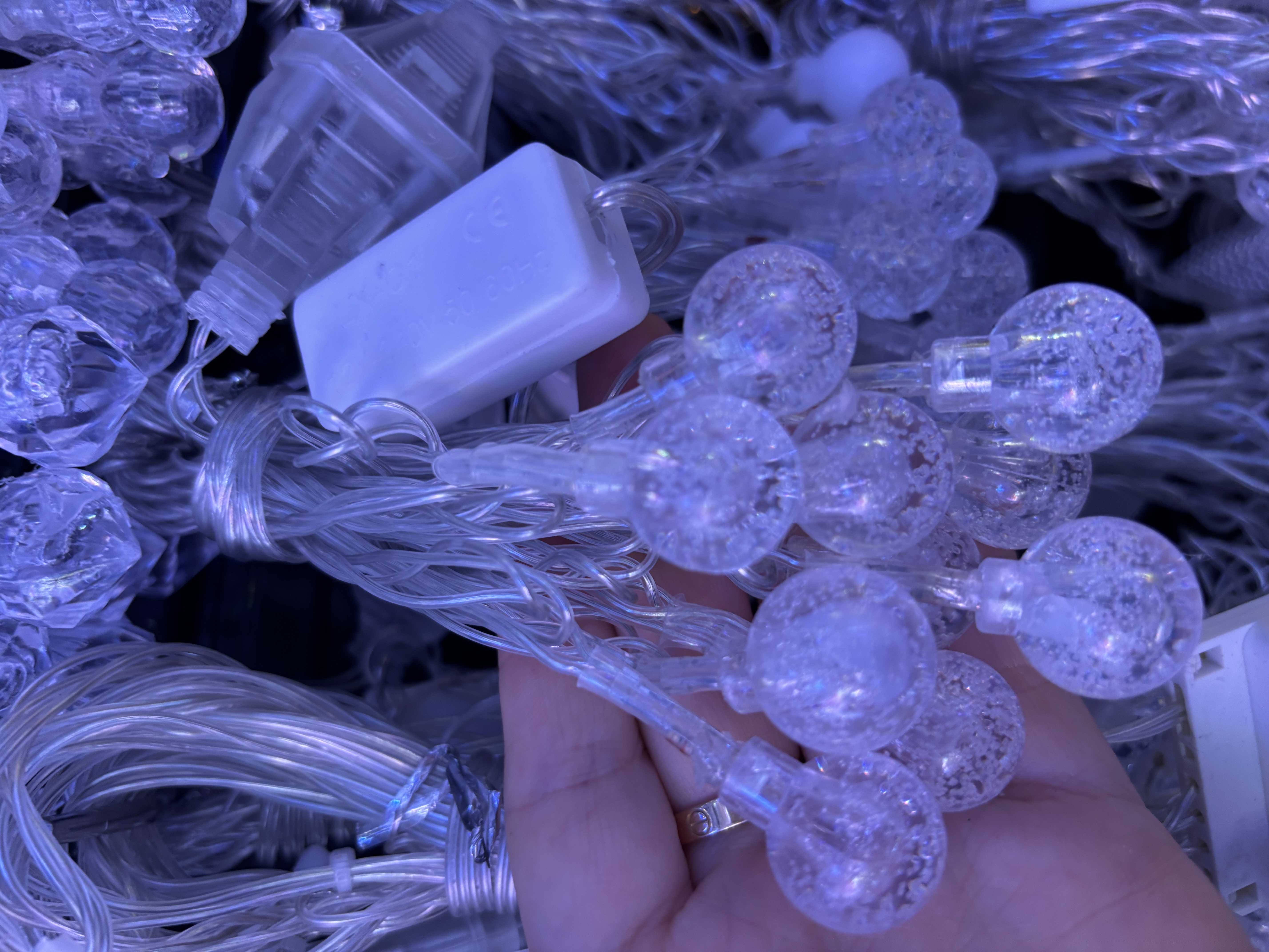 阿文钟原创帆布画 竹圈扇框装饰画 莲花灯主题设计 红绳子珠子点缀 艺术装饰品家居挂画详情图2