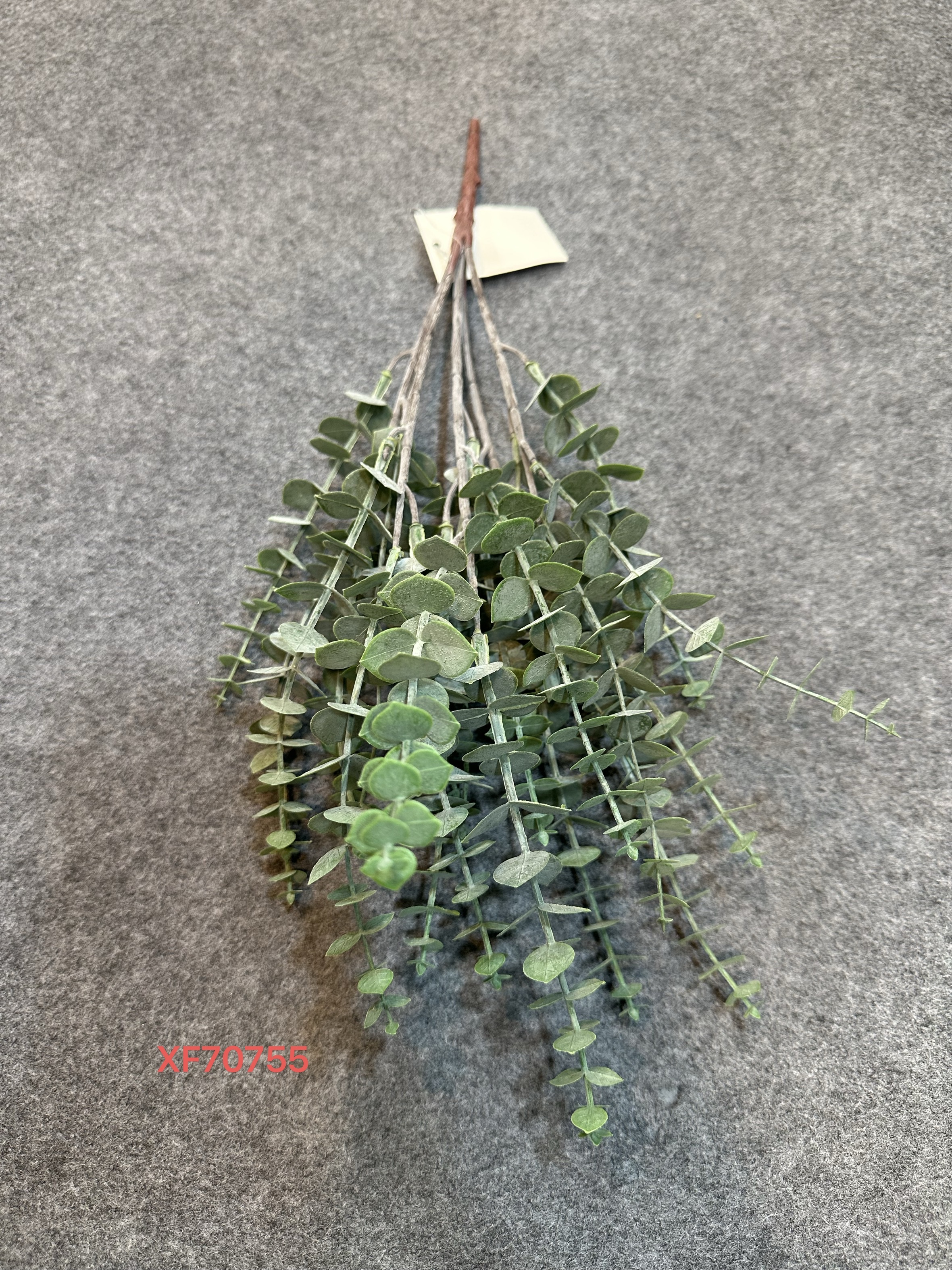 XF70755，5叉尤加利，长40厘米，适合盆景，庭院装饰仿真花，室内可以装潢使用