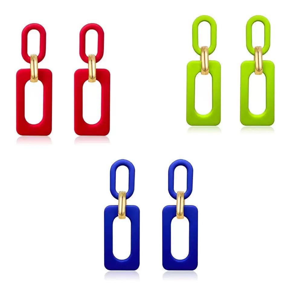 This new spring/Summer 2025 collection of earrings is specially designed for cross-border e-commerce. It features a three-piece set of rectangular, hollowed-out, and patchwork acrylic earrings and stud earrings, as well as retro and unique European and American niche earrings