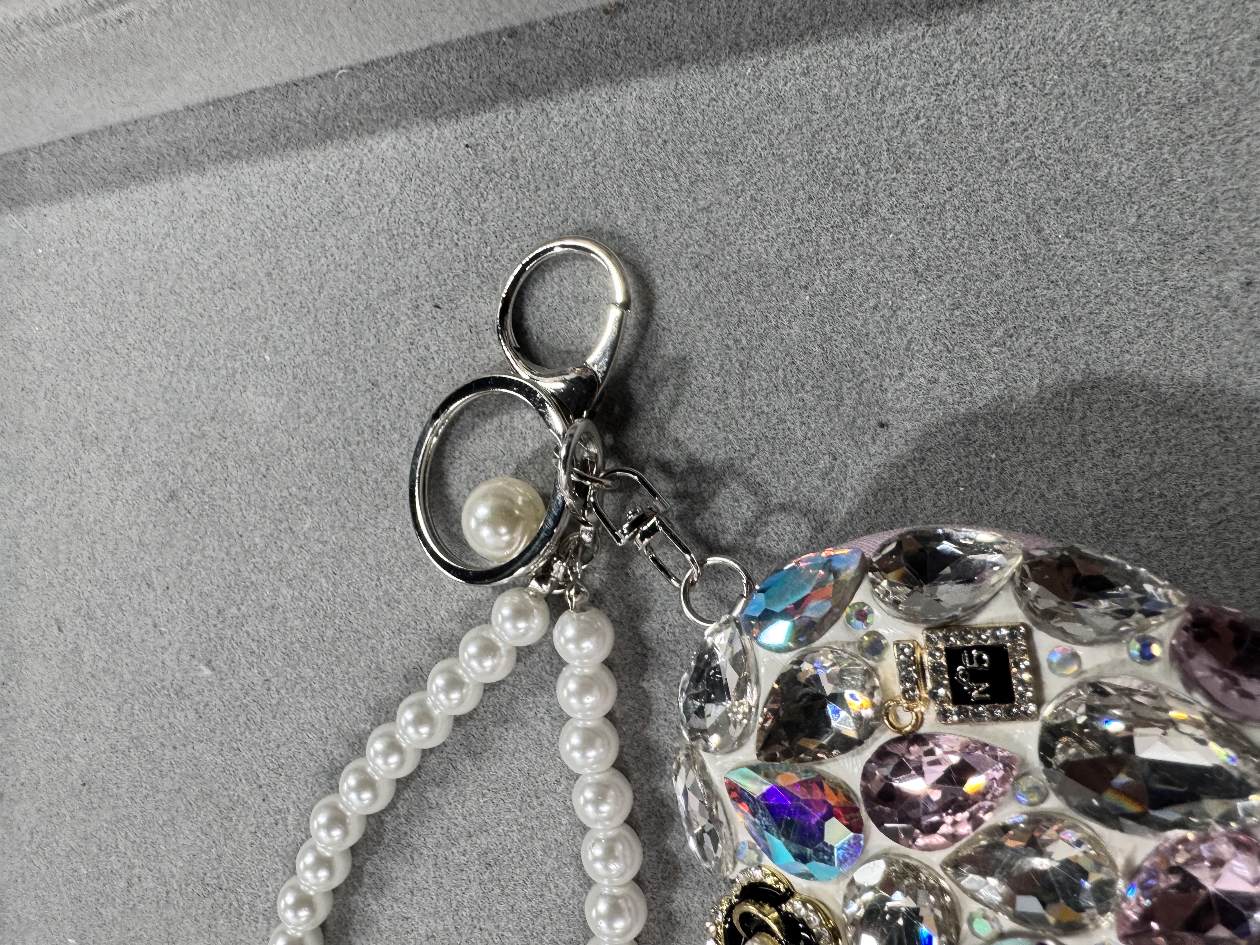 红酒包装盒高档包装箱 毛线针织图案设计 儿童游戏互动体验 首饰箱收纳一体化设计阿亚设计师主理，优质理念和款式详情图4