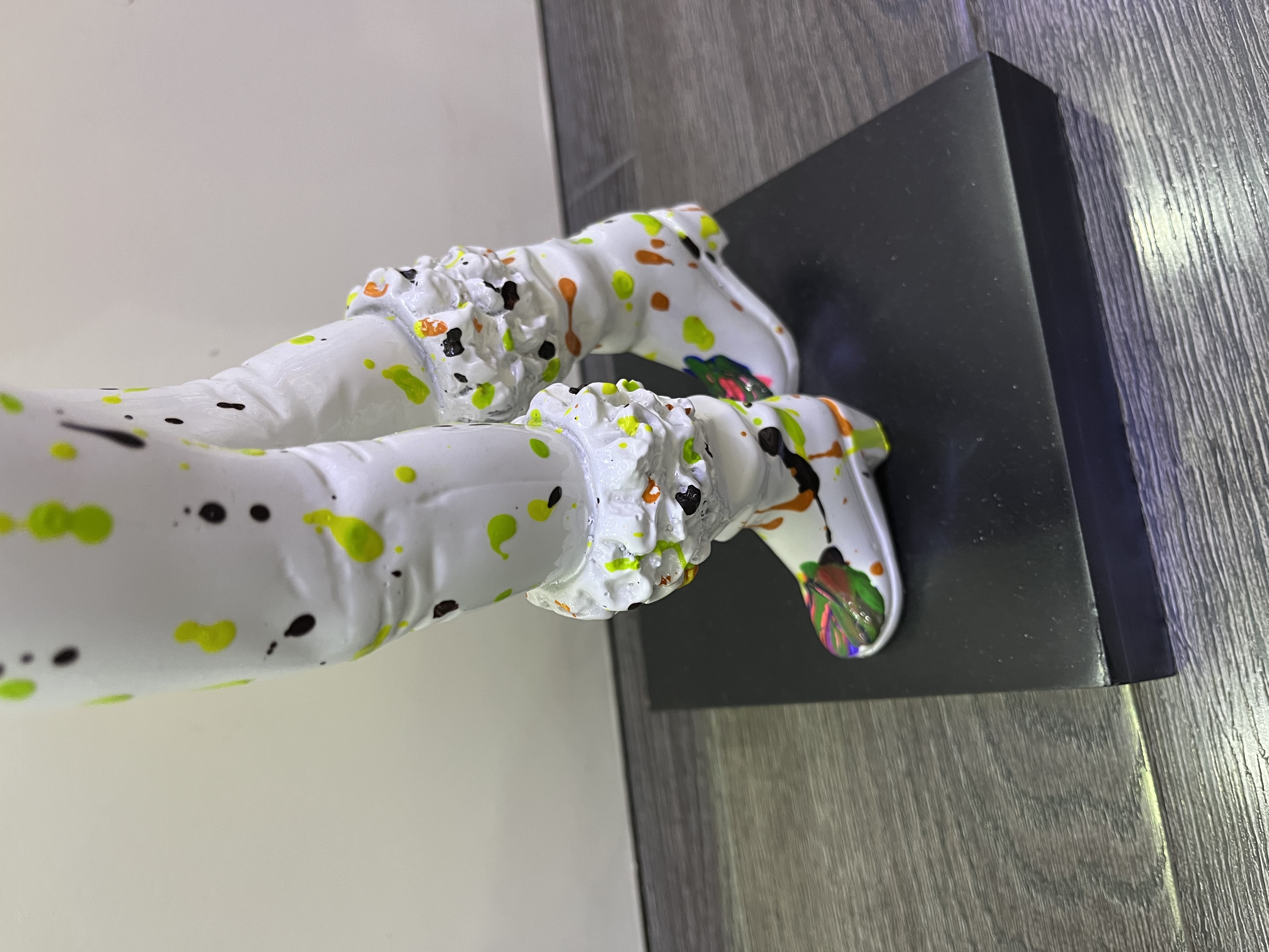 现代风格家具装饰手工画冬天人物款式适合现代风格酒店会所办公室摆件详情图2