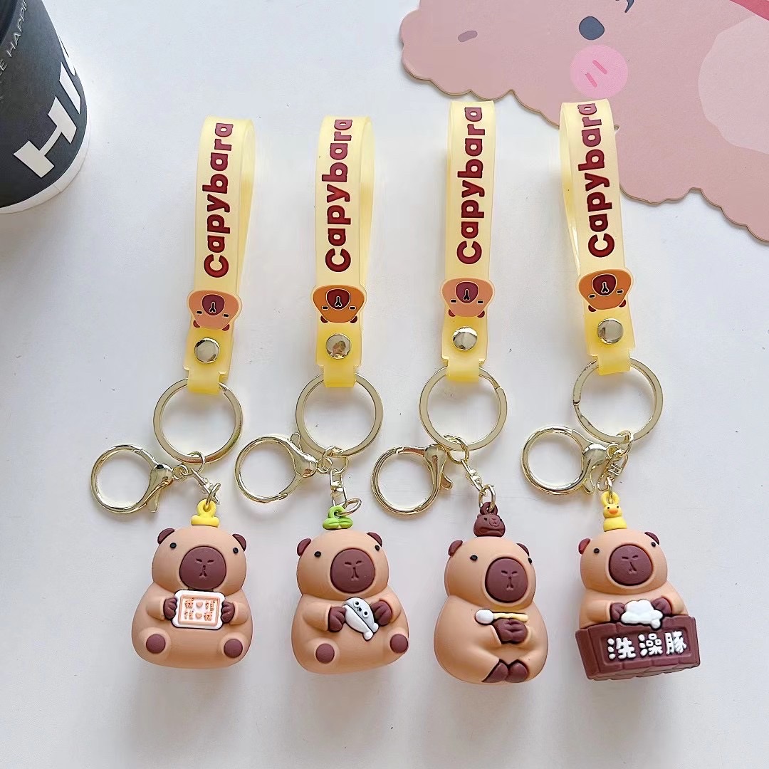 新款卡皮扒拉水豚pvc软胶潮流时尚钥匙扣