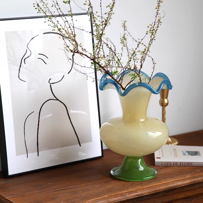 法式中古风灯玻璃花瓶摆件家居轻奢电视柜复古装饰鲜花绿植插花器现代简约风灯花瓶摆件客厅餐桌样板间酒店软装饰品插花摆设琉璃。