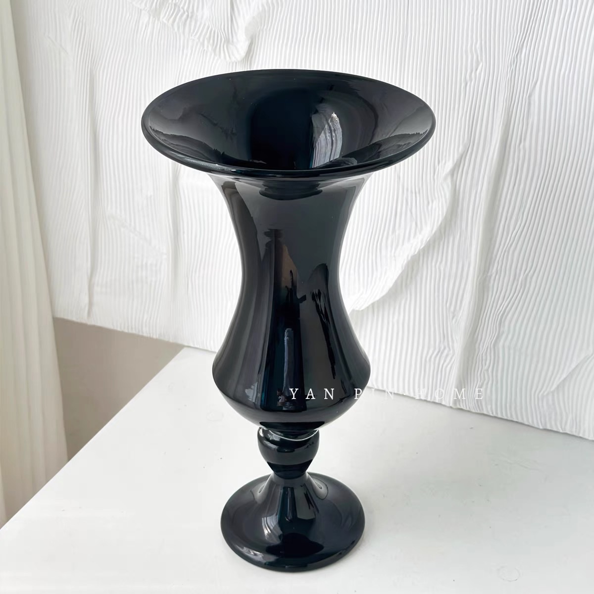 装饰花瓶实物图