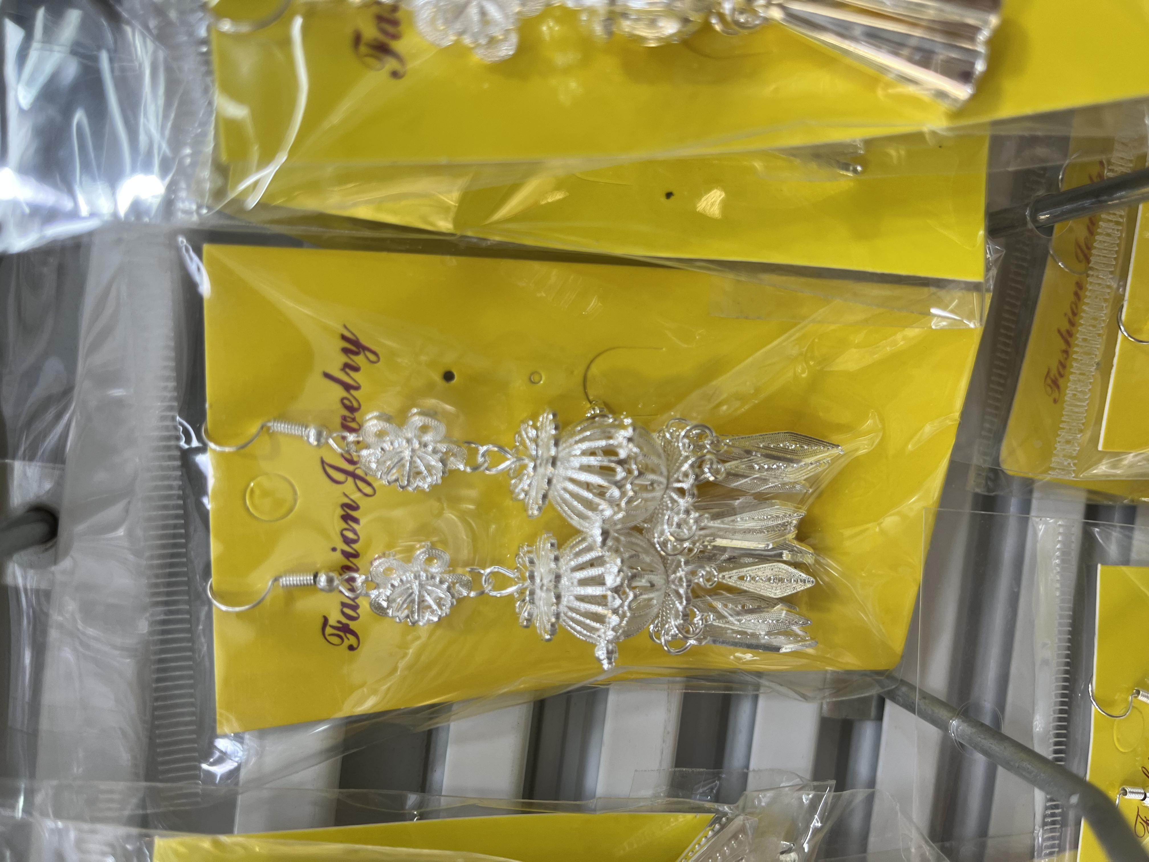 大珍珠耳夹滴油工艺 铜耳骨夹设计 独特耳夹转换器 非穿孔人群适用 时尚优雅耳饰