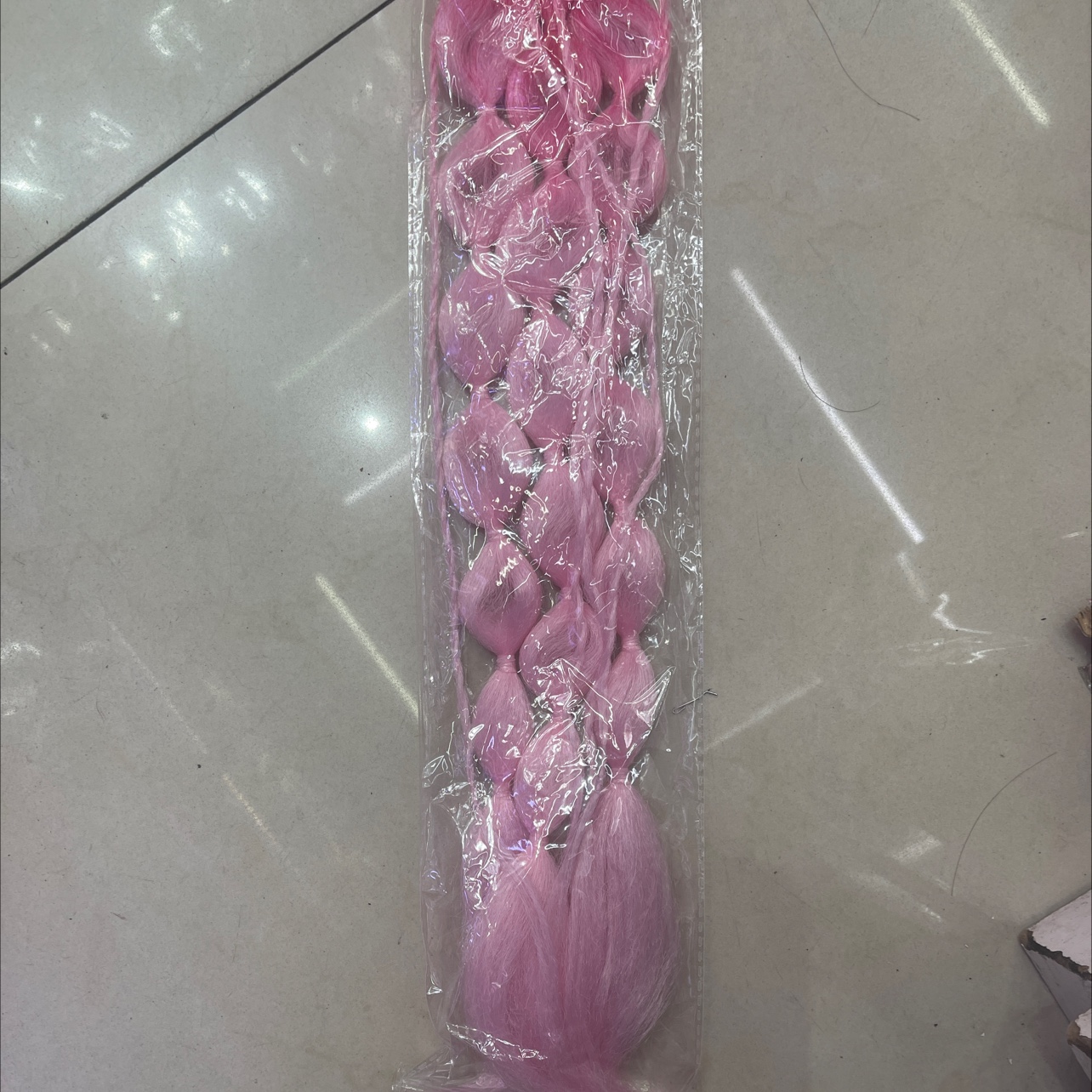From 2025 to October, play house with wigs and toys Specification image