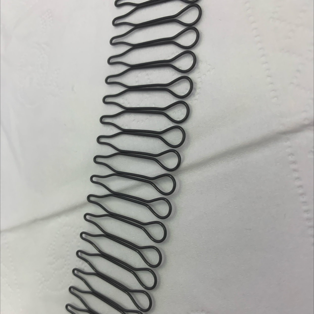 55-tooth hair comb, long strip hair comb, freely switch hair accessories, headwear, flower accessories, hair accessories Application Scenario