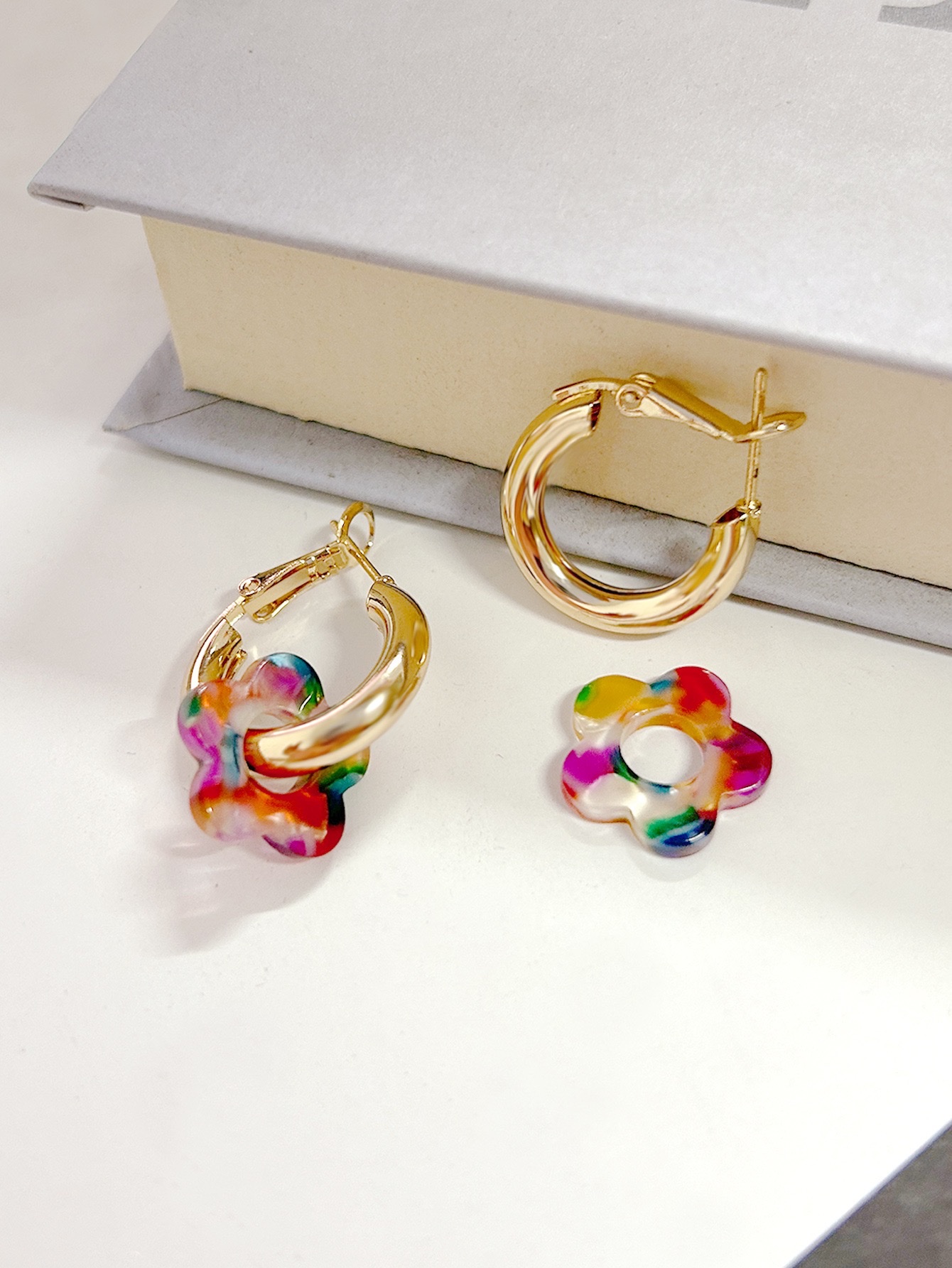 Origen transfronterizo europeo y americano moda exagerada flor pendientes para mujeres nicho diseño sentido color temperamento elegante y versátil earewear earewear detail image 6