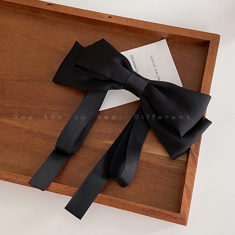 Large bow ribbon hair clip for women, new autumn 2024, high-end style, back head top clip, spring clip hair accessory. Large bow ribbon hair clip for women, new autumn 2024, high-end style, back head top clip, spring clip Item Picture
