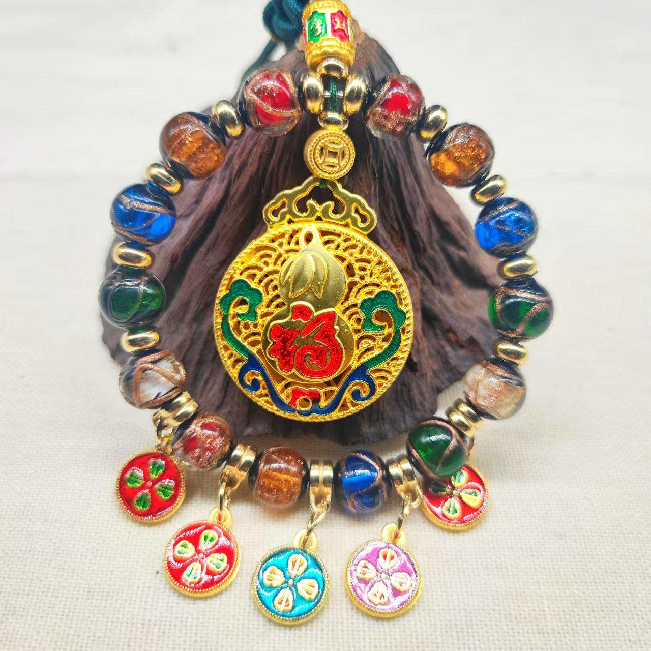 Five Paths of Wealth God incense ash glass pendants, gourds, longevity locks, and lucky car-like ornaments and pendants as gifts details Picture