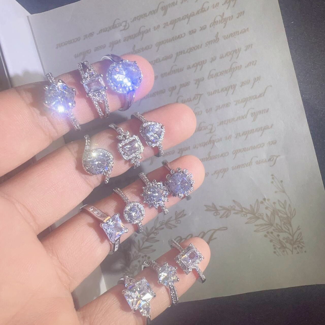 A dazzling and high-end open-air T-shaped zirconium real gold electroplated micro-inlaid zircon ring for women, a mixed version of a Moissan ring Item Picture