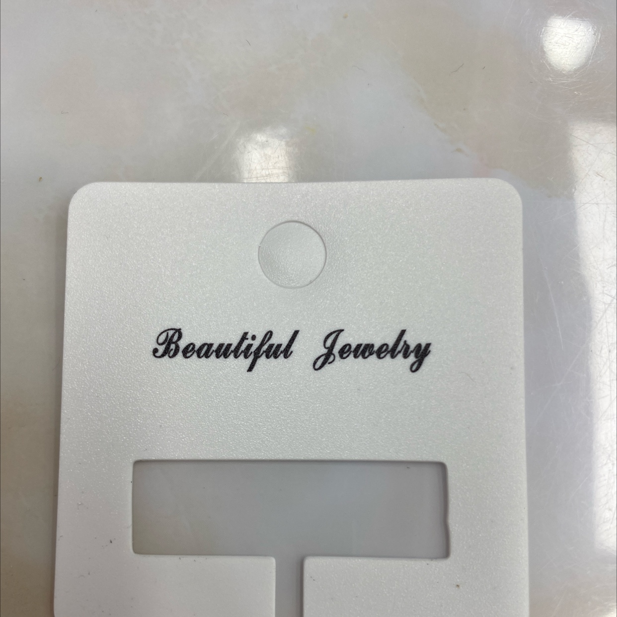 Junhong Card. Plastic claw card detail image 1