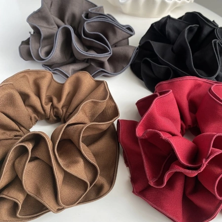 Four-layer black fungus edge fashionable large intestine hair band, forest-style high-end hair tie, hair tie, low ponytail leather band hair accessory Four-layer black fungus edge fashionable large intestine hair band, forest-style high-end hair tie, hair tie, low ponytail leather band hair accessory