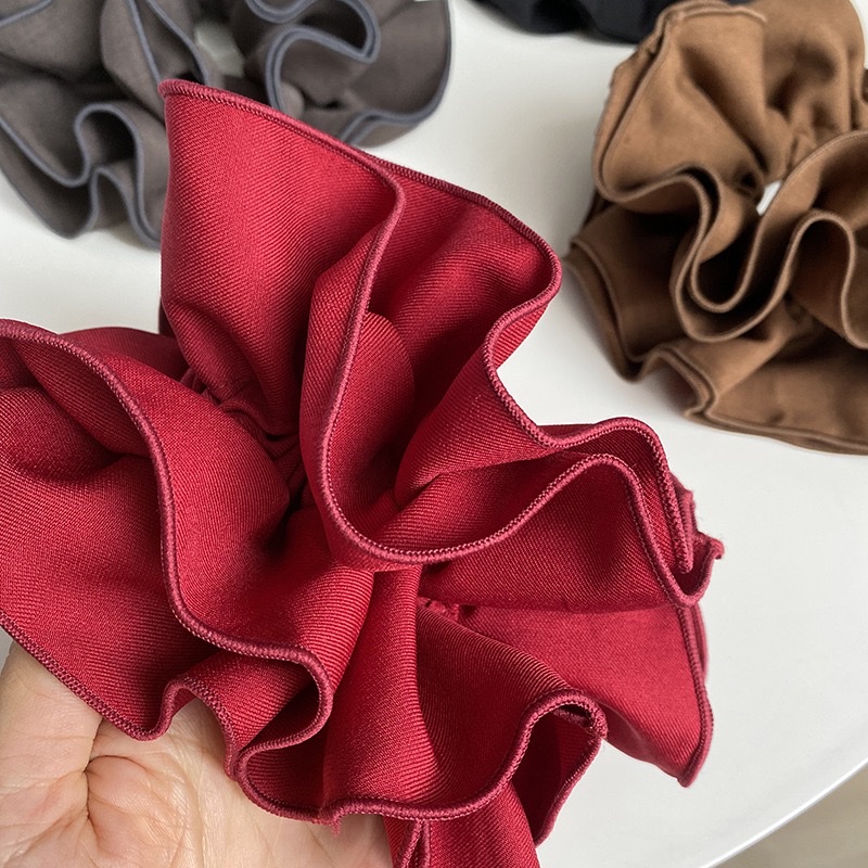 Four-layer black fungus edge fashionable large intestine hair band, forest-style high-end hair tie, hair tie, low ponytail leather band hair accessory details Picture