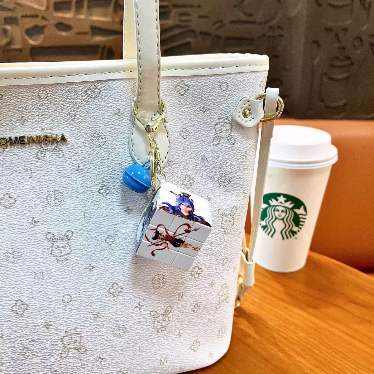 Wholesale of officially authorized Youth Hero Little Cube keychain pendants and stress-relieving small gifts for students Specification image