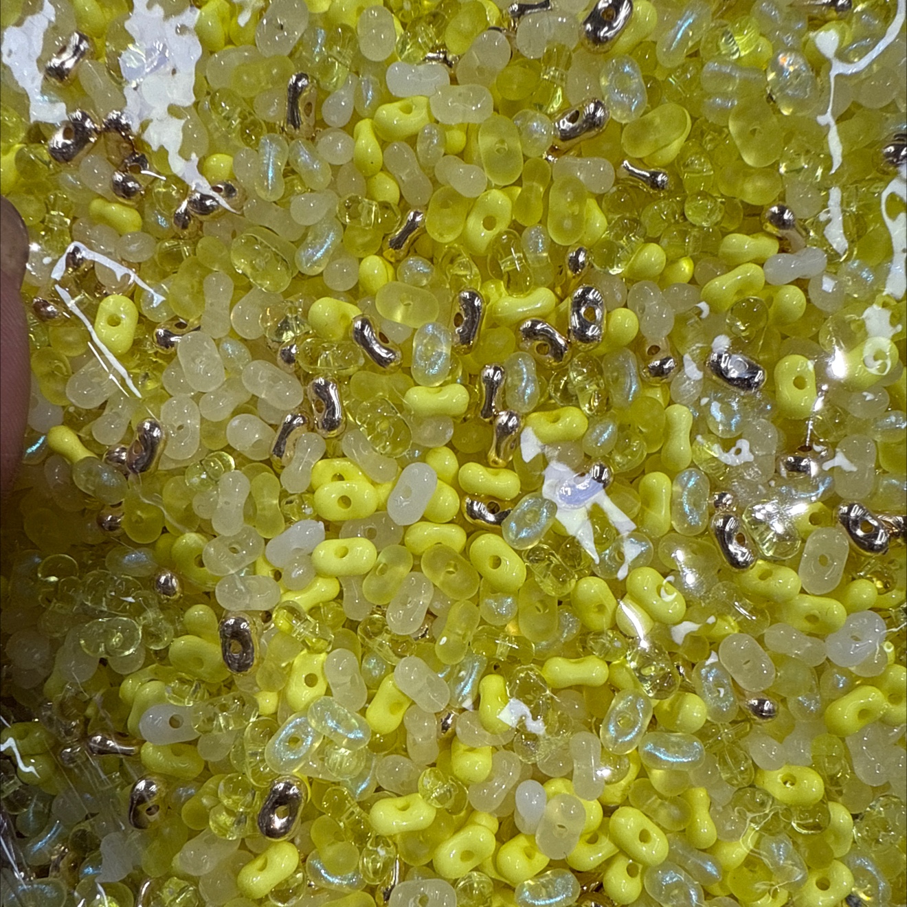 3✖️6花生珠彩色多巴胺色系 DIY配件可爱手工百搭风格精致串珠串珠饰品配件白底实物图