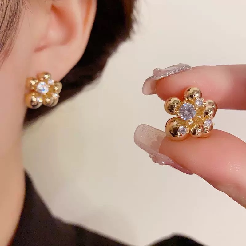耳饰独特设计 钛钢耳钉玫瑰金耳钉 韩版时尚饰品 耳环个性潮流耐腐蚀不过敏详情图2
