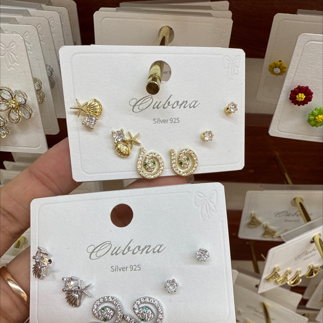 磨砂质感玫瑰金耳钉 高级感饰品 简约时尚耳环 耳饰女款优雅耳饰精致配饰产品图