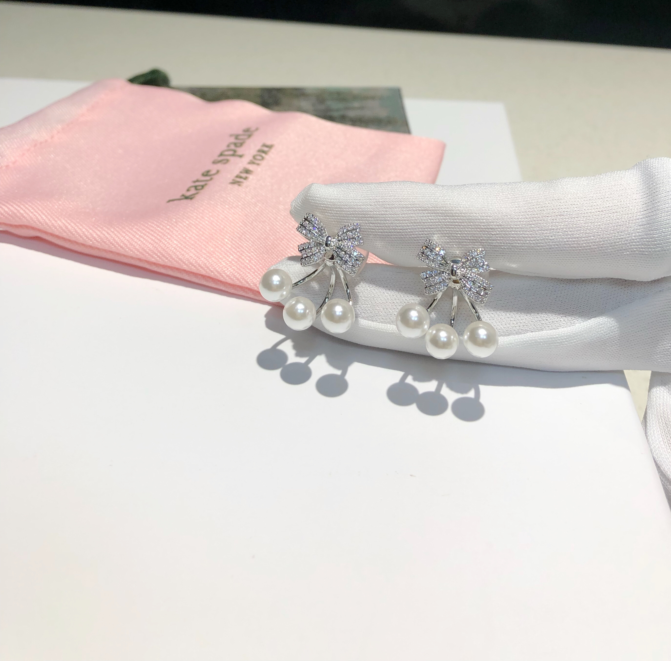 饰品/耳饰/钛钢耳钉/耳钉/圆饼耳钉产品图